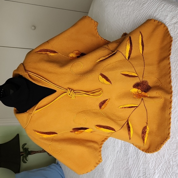 Poncho - One of a Kind - Picture 1 of 12